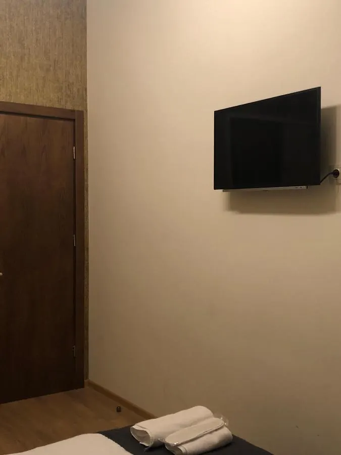 Home@97 On Aghmashenebeli Avenue تبليسي شقة